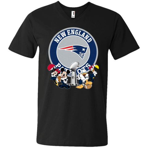 Nfl – New England Patriots Super Bowl 2019 Mickey Mouse Minnie Mouse Donald Duck Daisy Duck Football Men V-Neck T-Shirt Black / S Men V-Neck T-Shirt - parenttees