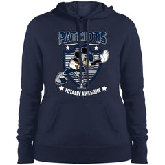 Nfl – New England Patriots Totally Awesome Mickey Mouse Super Bowl 2019 Football Women Hooded Sweatshirt Women Hooded Sweatshirt - parenttees