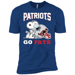 Go Pats - New England Patriots Super Bowl 2019 Snoopy Football Nfl Men Short Sleeve T-Shirt Men Short Sleeve T-Shirt - parenttees