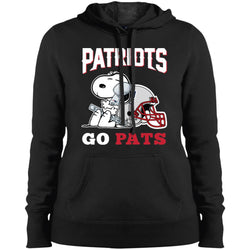 Go Pats - New England Patriots Super Bowl 2019 Snoopy Football Nfl Women Hooded Sweatshirt