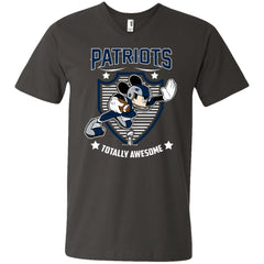 Nfl – New England Patriots Totally Awesome Mickey Mouse Super Bowl 2019 Football Men V-Neck T-Shirt Men V-Neck T-Shirt - parenttees